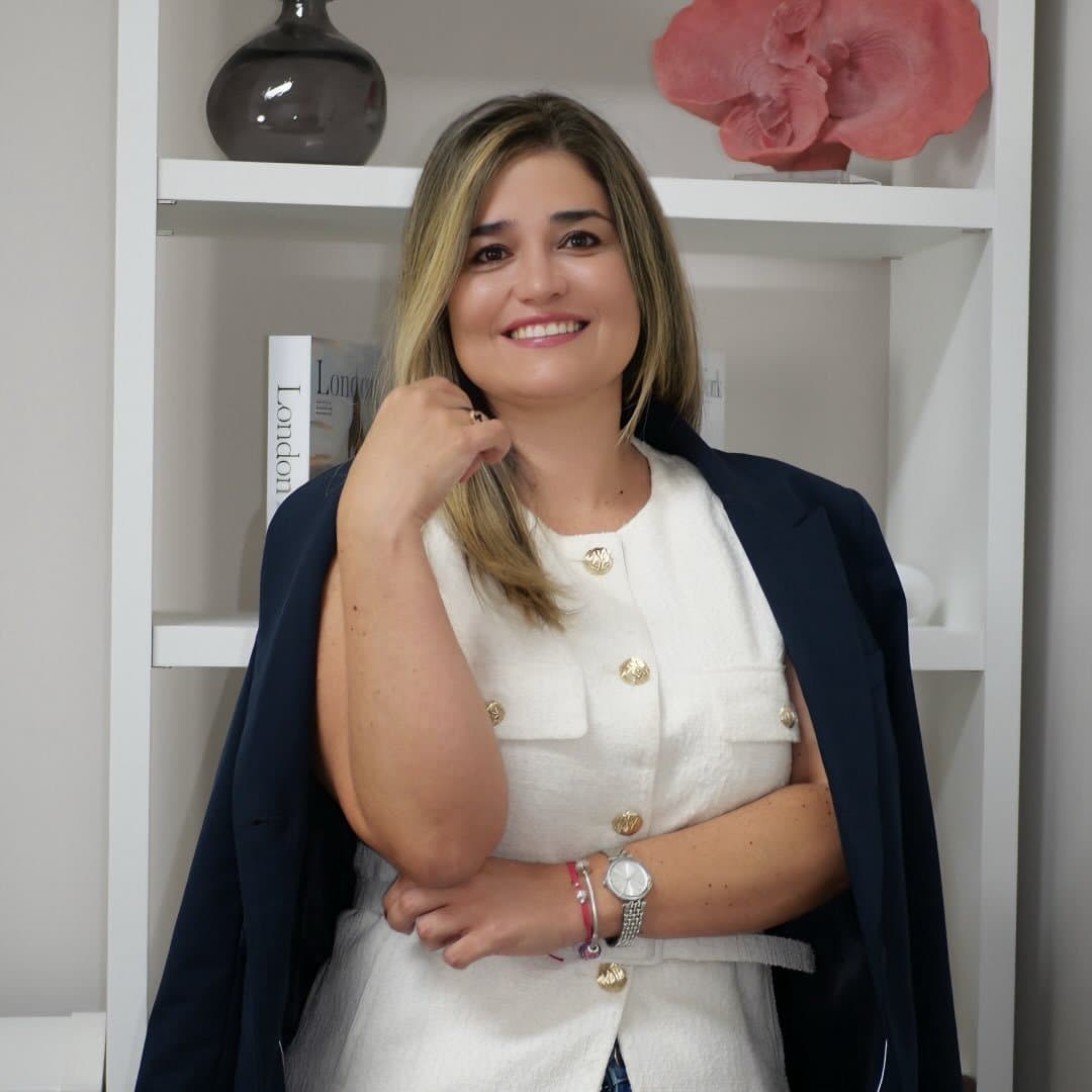 Paula Tobón Moreno Abogada Colombiana